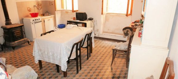 Casa de 7 habitaciónes en Perinaldo, Italy No. 85016 2