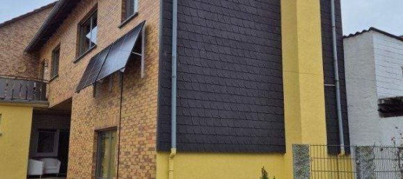 6 rooms Townhouse in Bergstrase, Germany No. 324354 4