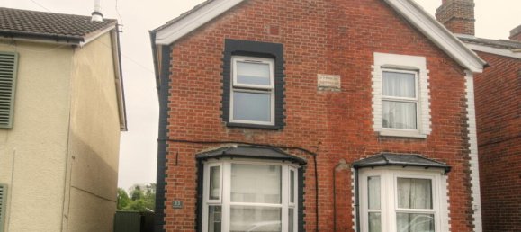 3 bedrooms House in Tonbridge, United Kingdom No. 10610 15