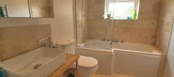 3 bedrooms House in Tonbridge, United Kingdom No. 10610 5