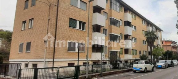 3 bedrooms Apartment in Teramo, Italy No. 95369 3