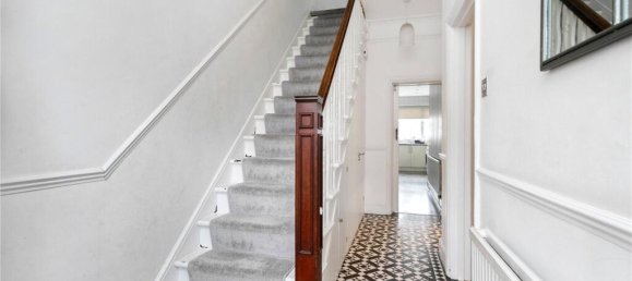 3 bedrooms House in Finchley, United Kingdom No. 3623 15