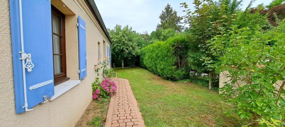 4 bedrooms House in Orleans, France No. 250949 9