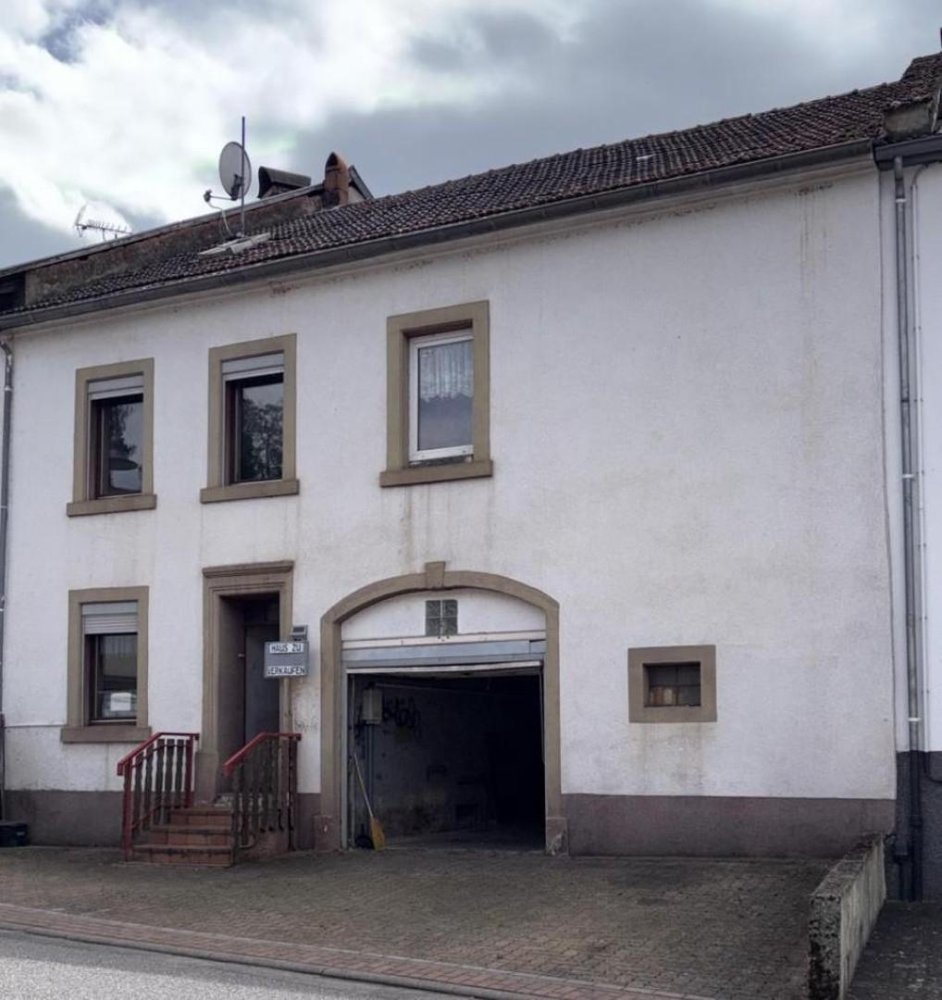 4 rooms Townhouse in Trier-Saarburg, Germany No. 335547