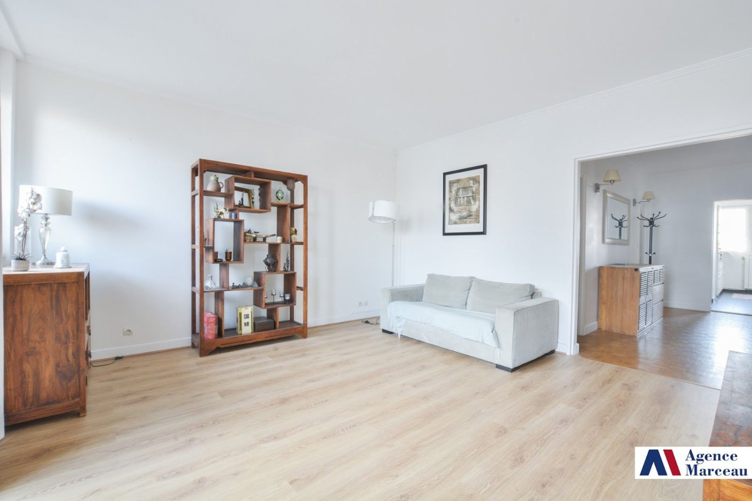 3 chambres Appartement à Courbevoie, France No. 134923