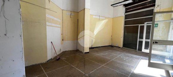 Gewerbliche Immobilie in Genoa, Italy 40m², Nr. 353963 2