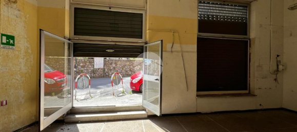 Gewerbliche Immobilie in Genoa, Italy 40m², Nr. 353963 18