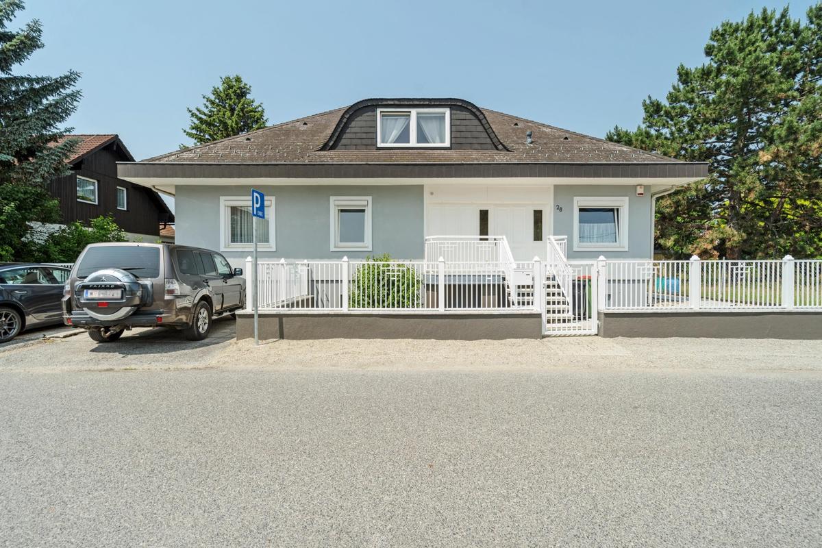 6-Zimmer Haus in Enzesfeld-Lindabrunn, Austria, Nr. 218527
