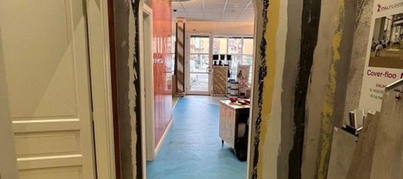 135m² Commercial property in Seregno, Italy No. 148266 6