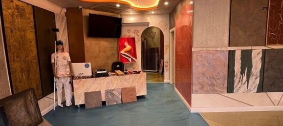 135m² Commercial property in Seregno, Italy No. 148266 3