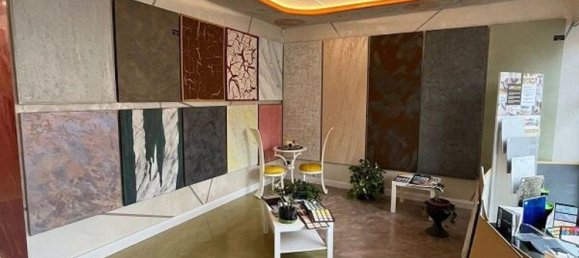 135m² Commercial property in Seregno, Italy No. 148266 4