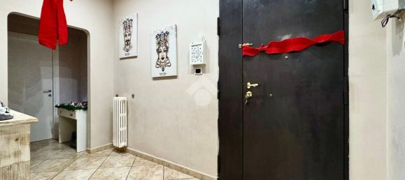3 rooms Apartment in Portici, Italy No. 189218 2