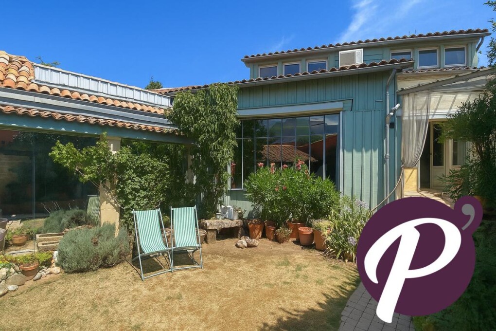 3 bedrooms House in Bergerac, France No. 317800