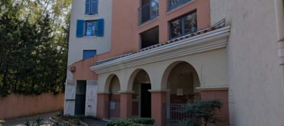 3 Schlafzimmer Doppelhaus in Frejus, France, Nr. 287813 20