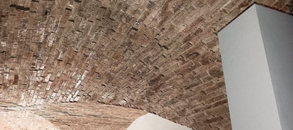 95m² Commercial property in Foligno, Italy No. 177126 2