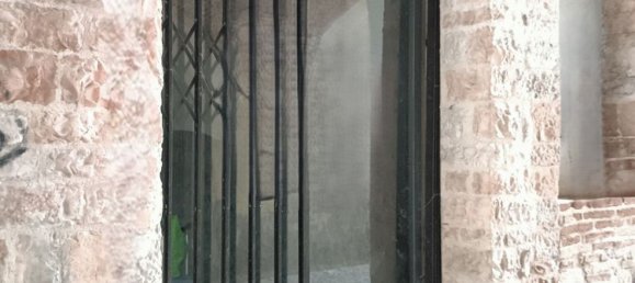 95m² Commercial property in Foligno, Italy No. 177126 9