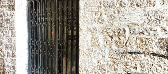 95m² Commercial property in Foligno, Italy No. 177126 10