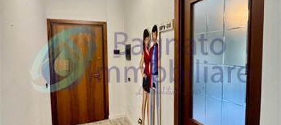 2 bedrooms Apartment in Novara, Italy No. 299958 2
