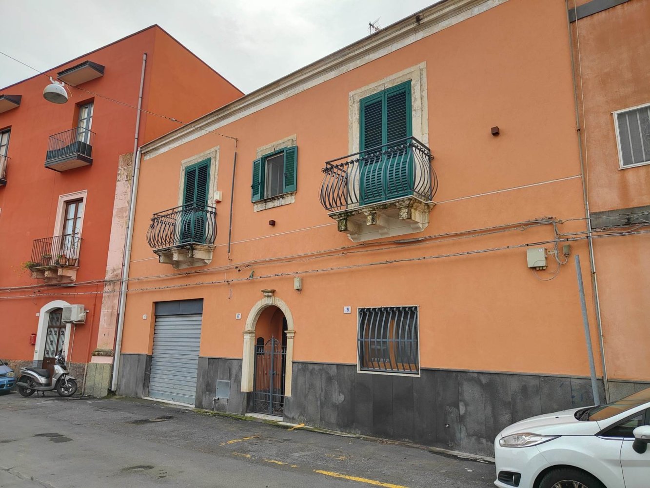 Casa de 3 dormitorios en Catania, Italy No. 89943