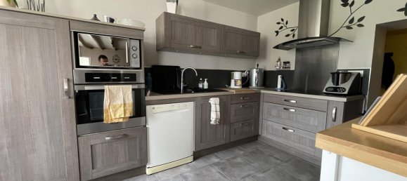 5 bedrooms House in Vendee, France No. 307048 4