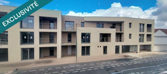 2 chambres Appartement à Challans, France No. 112085 2