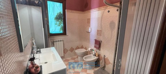 Casa de 5 dormitorios en Latina, Italy No. 379025 22