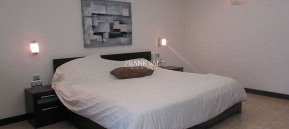 Apartamento de 3 dormitorios en Saint Julian's, Malta No. 4028 10