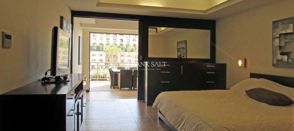 Apartamento de 3 dormitorios en Saint Julian's, Malta No. 4028 11