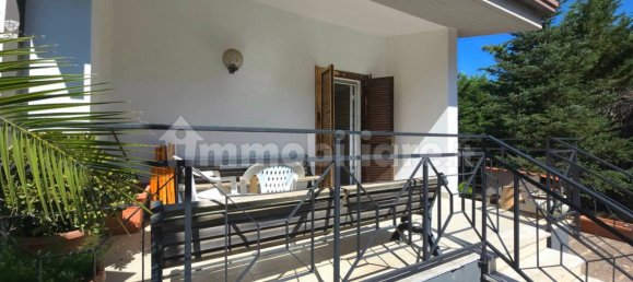 2 bedrooms Villa in Cassano delle Murge, Italy No. 353198 3