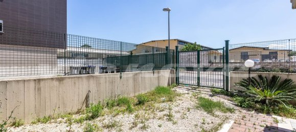 2 rooms Apartment in Rome, Italy No. 12280 12