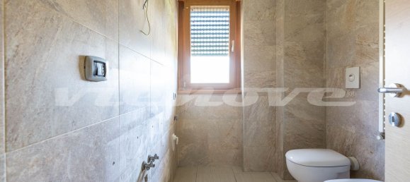 2 rooms Apartment in Rome, Italy No. 12280 16
