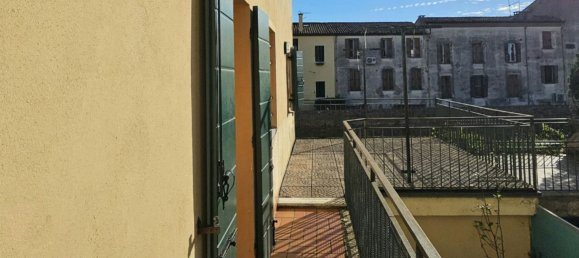2 bedrooms Apartment in Padua, Italy No. 339801 10