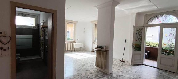 6 rooms Villa in Verbania, Italy No. 30079 9