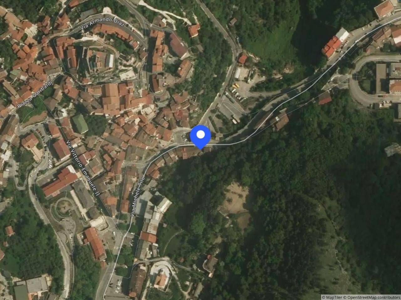 5 bedrooms Apartment in Oliveto Citra, Italy No. 225240