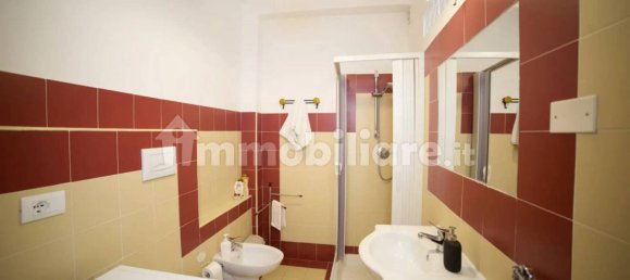 Квартира с 7 спальнями в Кампобассо, Италия № 162330 7