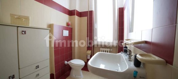 Квартира с 7 спальнями в Кампобассо, Италия № 162330 3