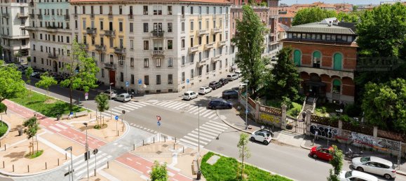 Apartamento de 2 dormitorios en Milan, Italy No. 362277 12