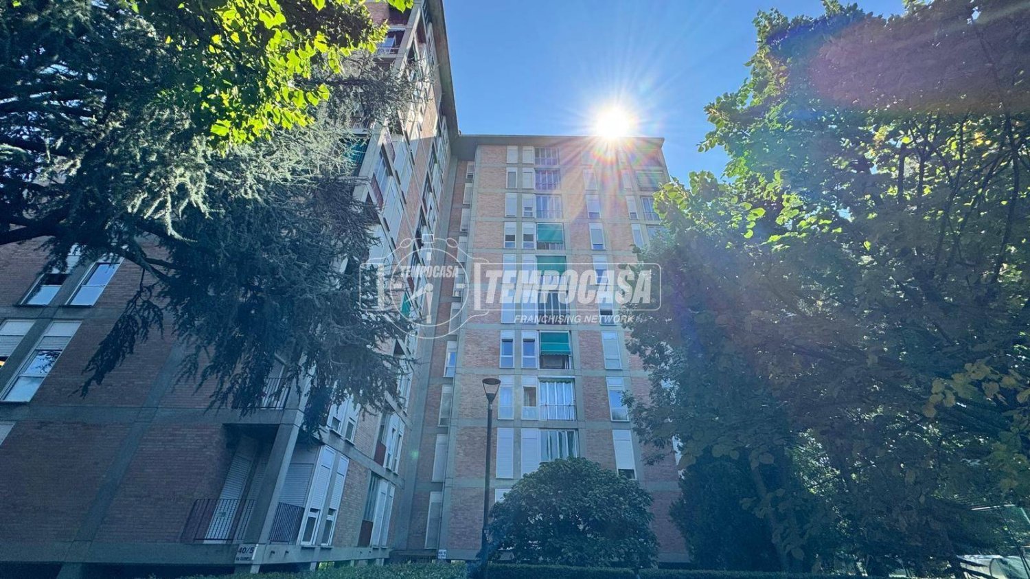 Квартира с 3 спальнями в Турин, Италия № 266096