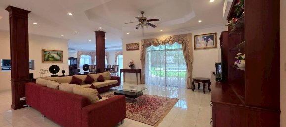 5 chambres house à louer à Chon Buri, Chonburi, Eastern Thailand, Thailand № 67318 6