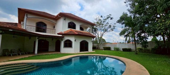 5 chambres house à louer à Chon Buri, Chonburi, Eastern Thailand, Thailand № 67318 30