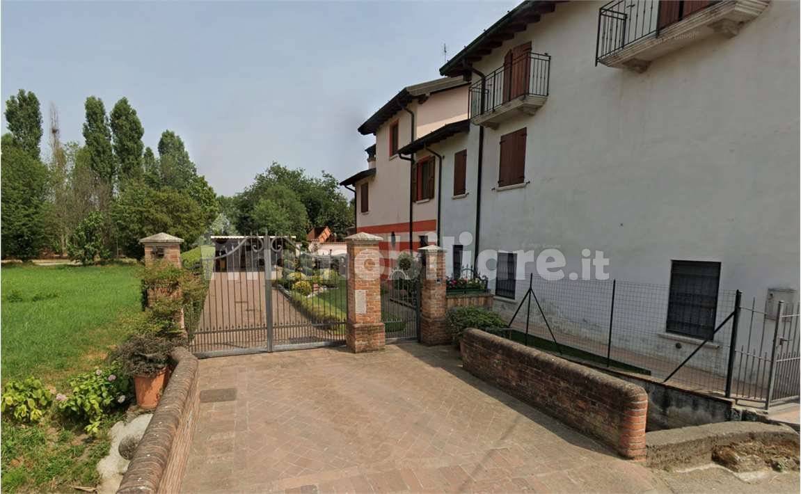 2 Schlafzimmer Haus in Borgo San Giacomo, Italy, Nr. 318023