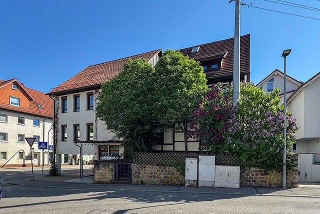 11 rooms Building in Boblingen, Germany No. 342455