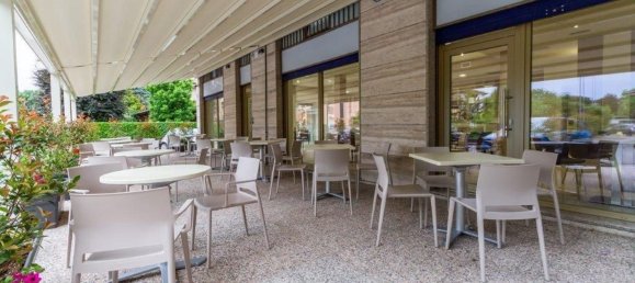 2 rooms Commercial property in Cassano d'Adda, Italy No. 176898 11