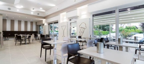 2 rooms Commercial property in Cassano d'Adda, Italy No. 176898 3