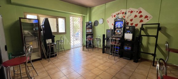 Propriété commerciale à Fiumicino, Italy 80m² No. 269105 8