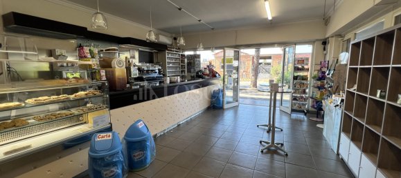 Propriété commerciale à Fiumicino, Italy 80m² No. 269105 4