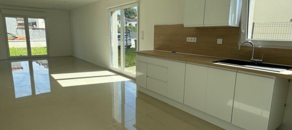 3 bedrooms House in Villiers-en-Lieu, France No. 256392 2