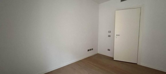 Квартира с 6 комнатами в Пигаццано, Италия № 23317 14