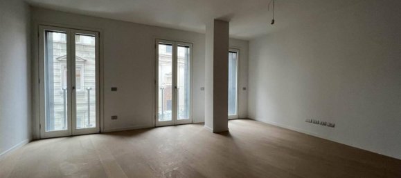 Квартира с 6 комнатами в Пигаццано, Италия № 23317 4