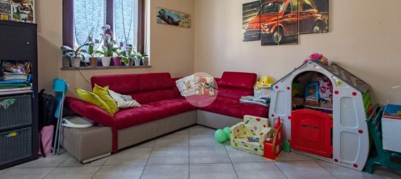 5 Schlafzimmer Haus in Val della Torre, Italy, Nr. 333120 2